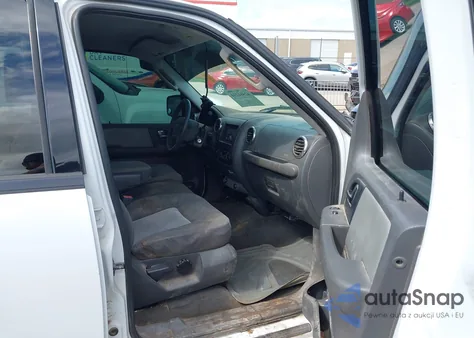 2003 Ford Expedition Xlt z USA, uszkodzony, nr VIN 1FMRU15W23LB43240